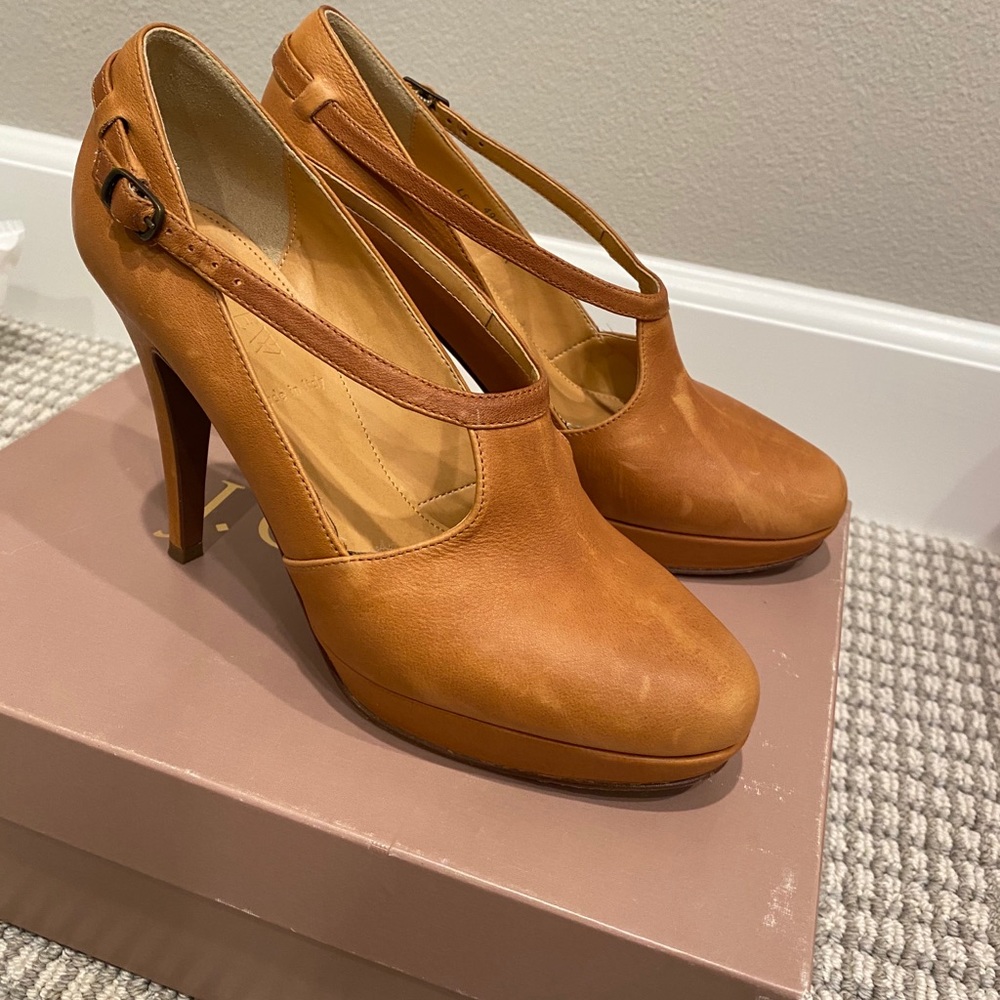 J Crew Warm Sienna Cognac Leather Greer Size 6
